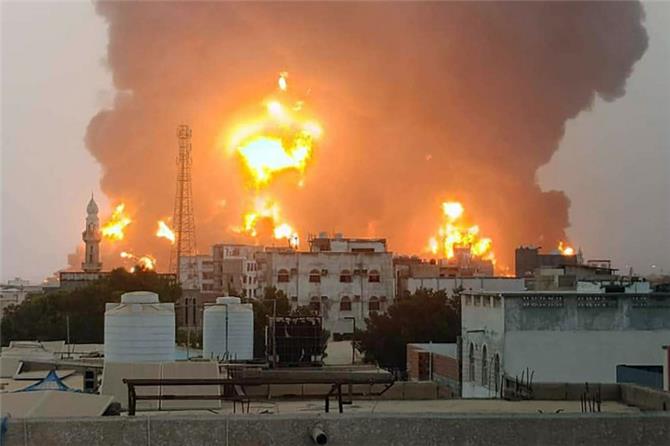 إسرائيل تنفذ تهديدها وتهاجم أهدافا للحوثيين
