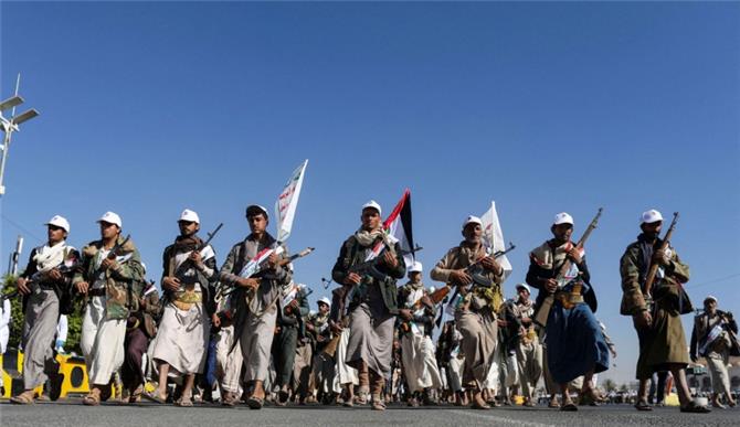 تنظيم القاعدة يتجهز للتعاون مع الحوثيين لتنفيذ عمليات بحرية
